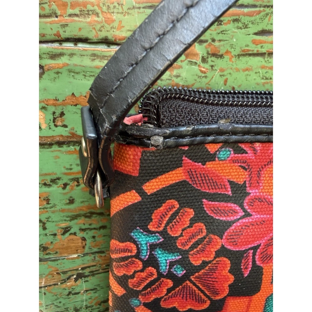 FOSSIL Floral KEYPER Wristlet Wallet With Strap - Picture 4 of 7